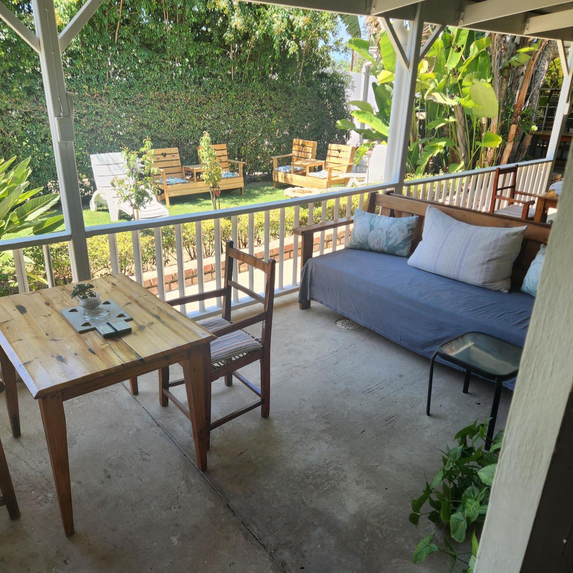 Beit Shalom Before Known As Best Little Guesthouse Oudtshoorn Exterior photo